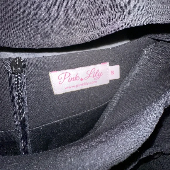 Pink Lily Black Skirt Set - Picture 5 of 5